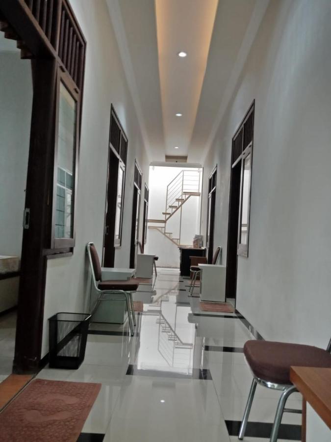 Amaya Guest House Syariah Alastuwo Екстериор снимка