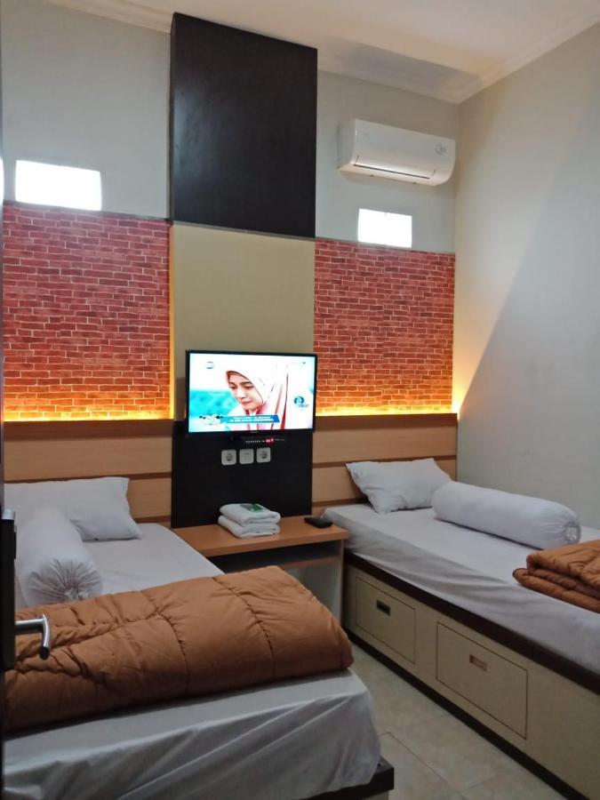 Amaya Guest House Syariah Alastuwo Екстериор снимка