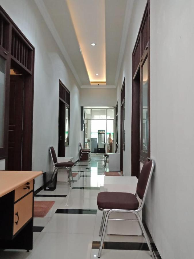 Amaya Guest House Syariah Alastuwo Екстериор снимка